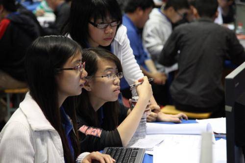 大学生学编程需要什么基础？多久能学会呢